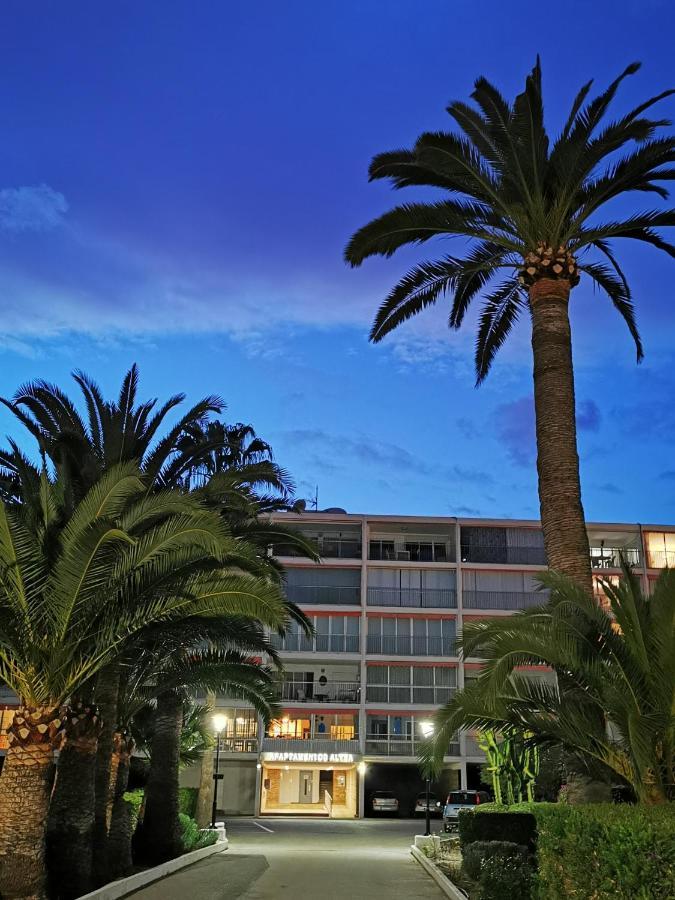 Happy Beachfront Apartment Altea Eksteriør billede